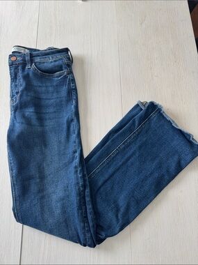 Women’s Flare Jeans in Dark Blue Denim size 29/9